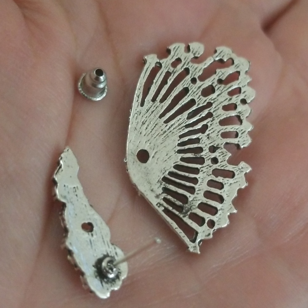 Women Zircon Statement Earring - Picture 7 of 8